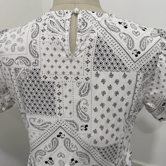 Disney Women's White Black Paisley Patchwork Tiered Mini Dress Size EUR 36/6 - Picture 4 of 9
